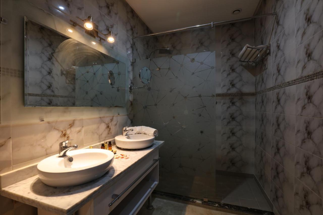 Silver Suites Hotel & Spa Casablanca Exterior photo